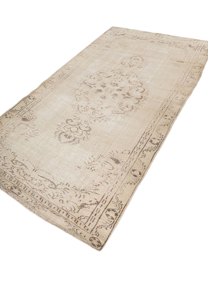 vintage green wool hand knotted Rug - FoldShot vintage green wool hand knotted Rug - FoldShot