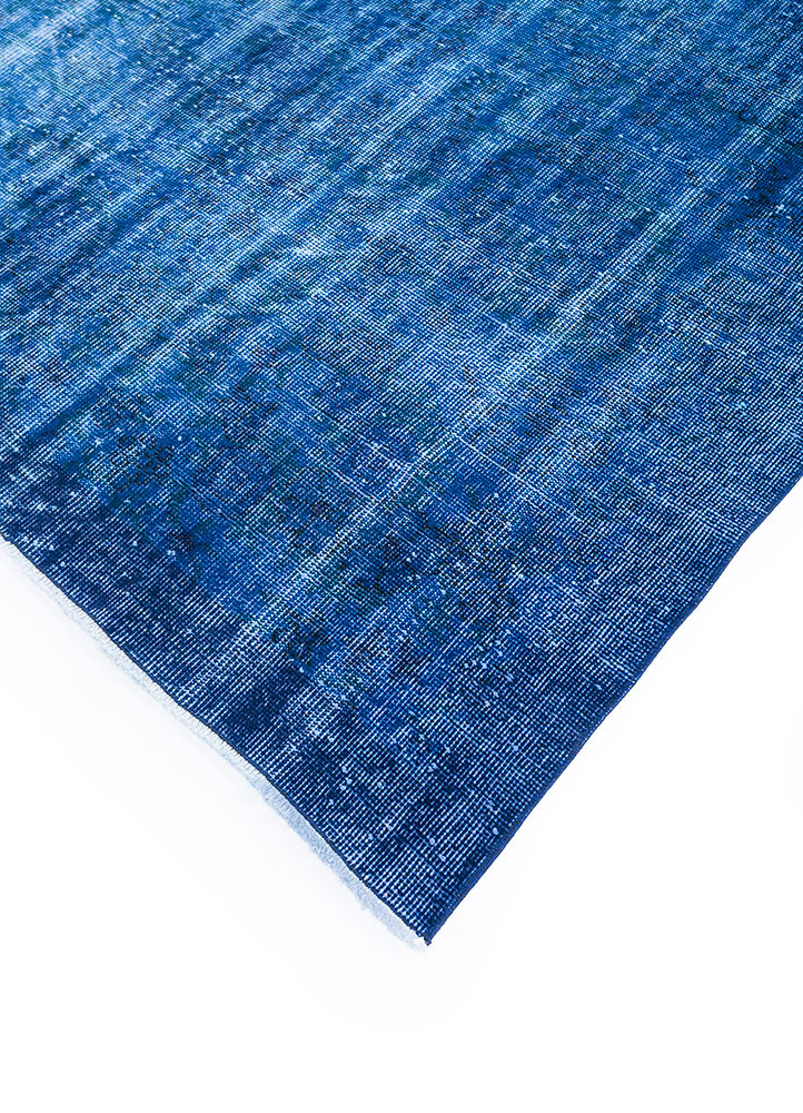 lacuna blue wool hand knotted Rug - FoldShot lacuna blue wool hand knotted Rug - FoldShot