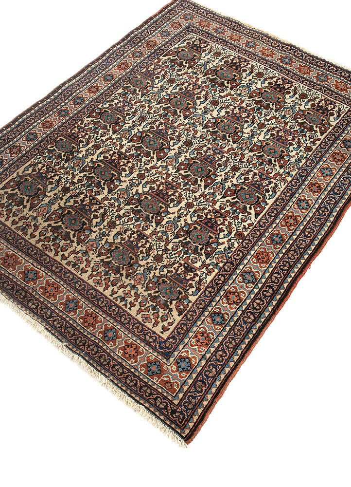 aalam ivory wool hand knotted Rug - FoldShot aalam ivory wool hand knotted Rug - FoldShot