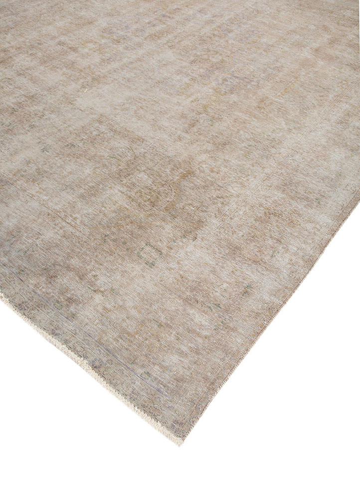 vintage green wool hand knotted Rug - FoldShot vintage green wool hand knotted Rug - FoldShot
