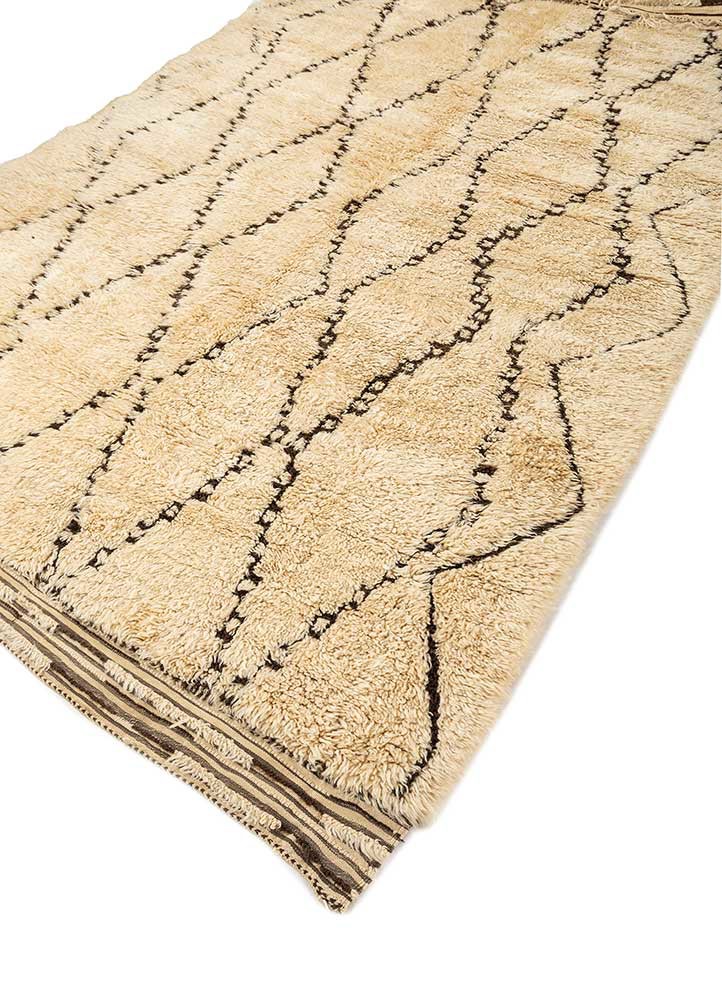 zuri gold wool hand knotted Rug - FoldShot