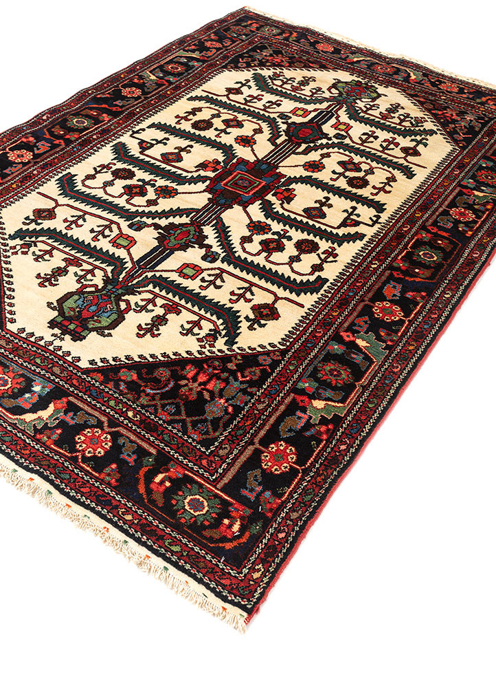 aalam ivory wool hand knotted Rug - FoldShot aalam ivory wool hand knotted Rug - FoldShot