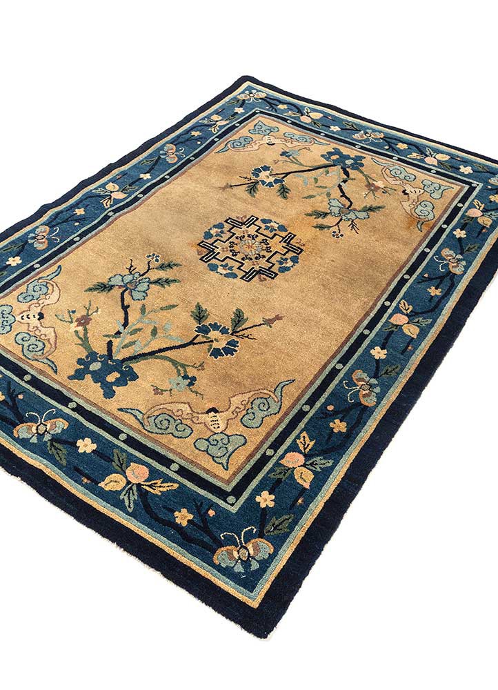 pechino green wool hand knotted Rug - FoldShot