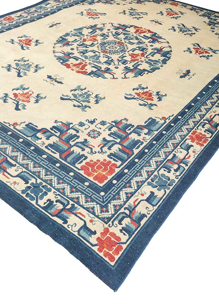 pechino ivory wool hand knotted Rug - FoldShot