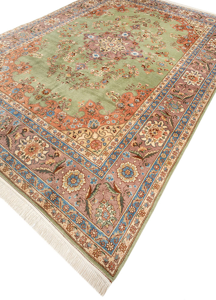 aalam green wool hand knotted Rug - FoldShot