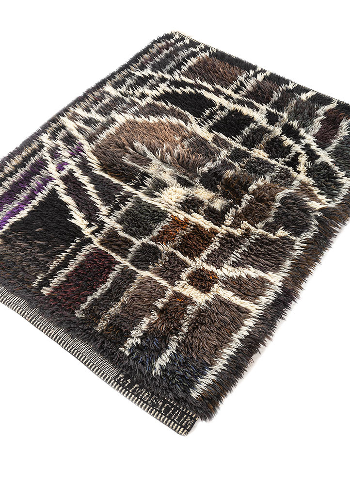 zuri pink and purple wool hand knotted Rug - FoldShot zuri pink and purple wool hand knotted Rug - FoldShot