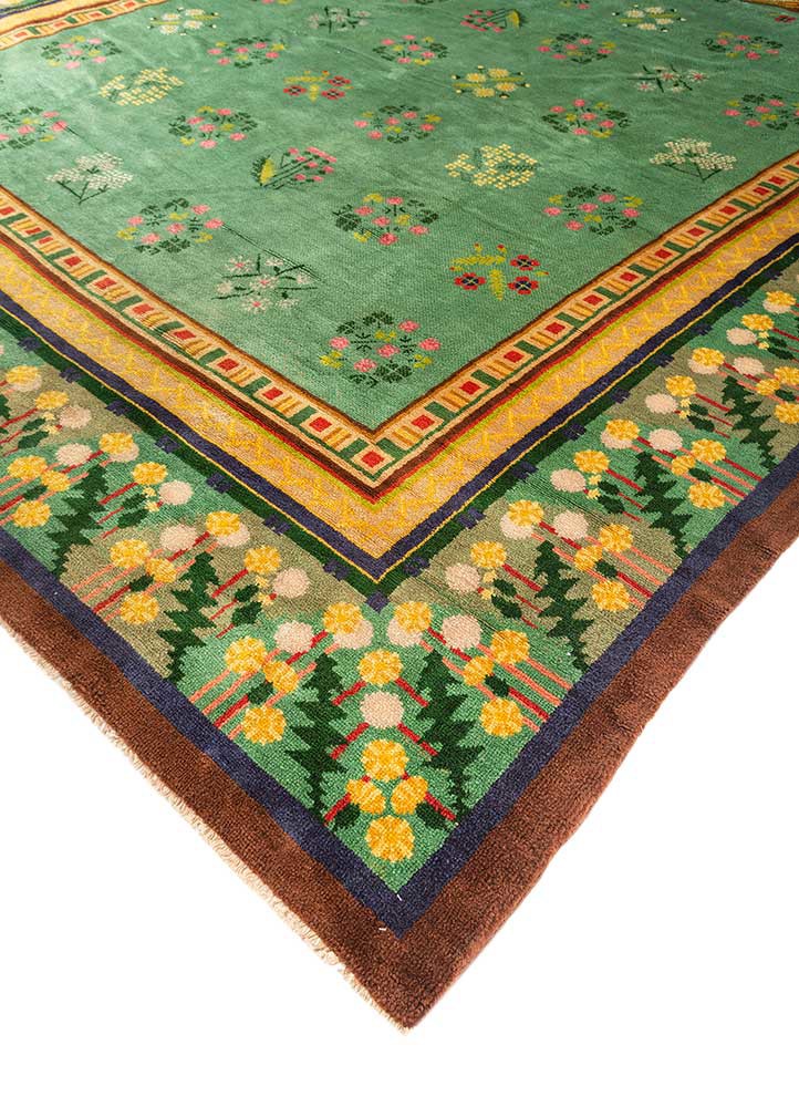 aalam green wool hand knotted Rug - FoldShot