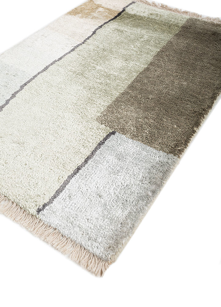 aprezo green bamboo silk hand knotted Rug - FoldShot
