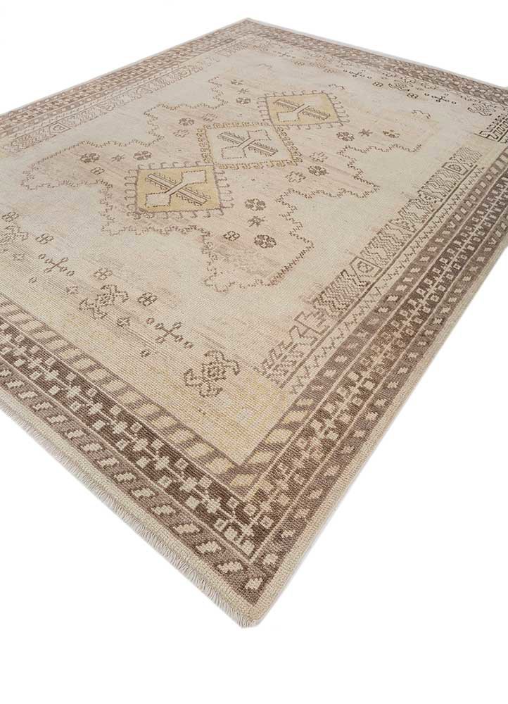 thyme ivory wool hand knotted Rug - FoldShot