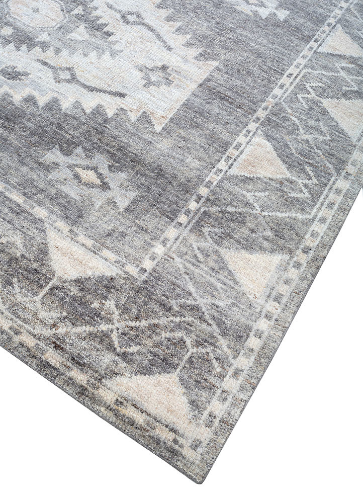 savana grey and black wool hand knotted Rug - FoldShot savana grey and black wool hand knotted Rug - FoldShot
