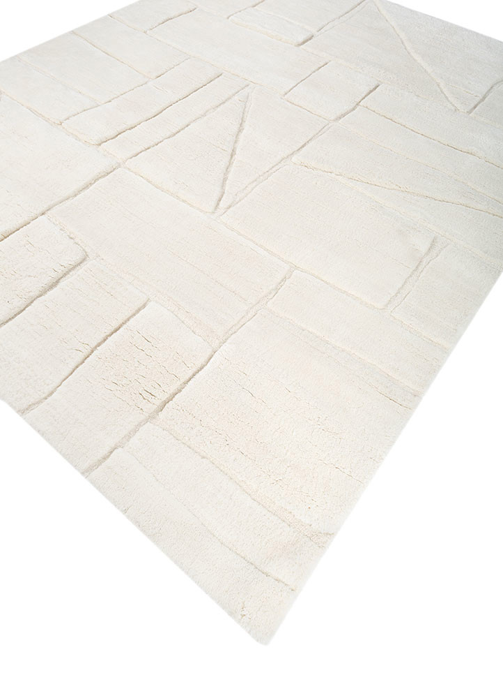 zuri ivory wool hand knotted Rug - FoldShot zuri ivory wool hand knotted Rug - FoldShot