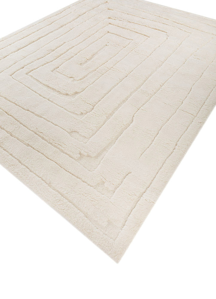 zuri ivory wool hand knotted Rug - FoldShot zuri ivory wool hand knotted Rug - FoldShot