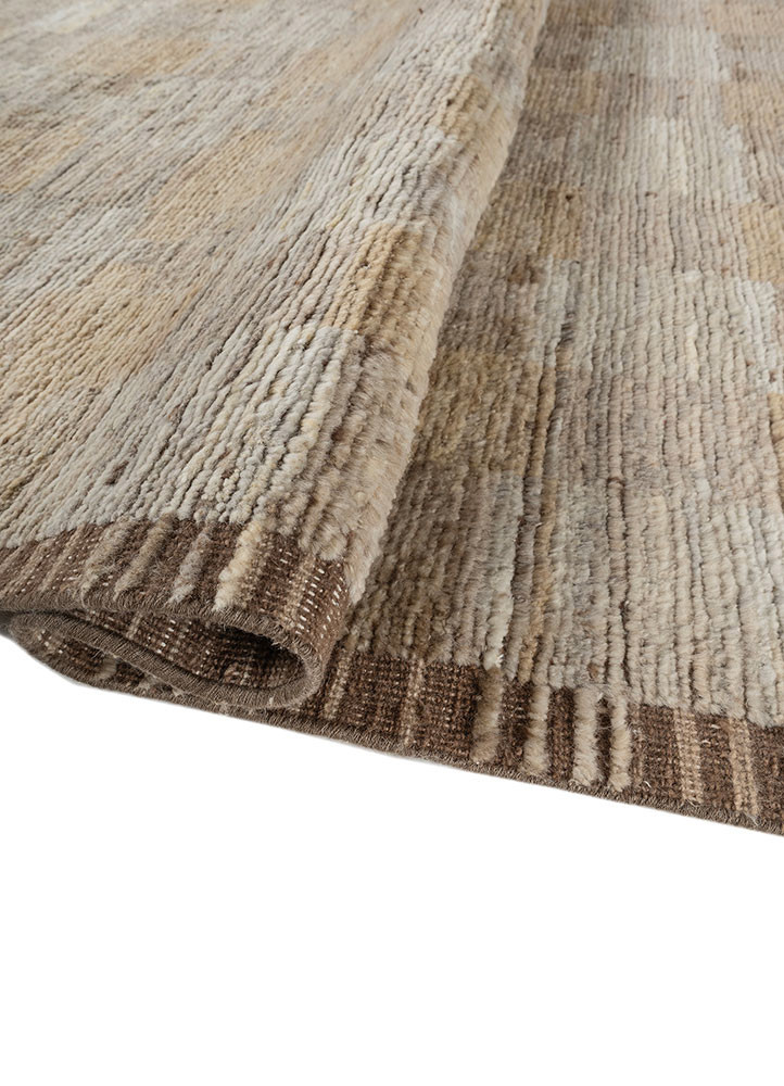 manifest ivory wool hand knotted Rug - FoldShot