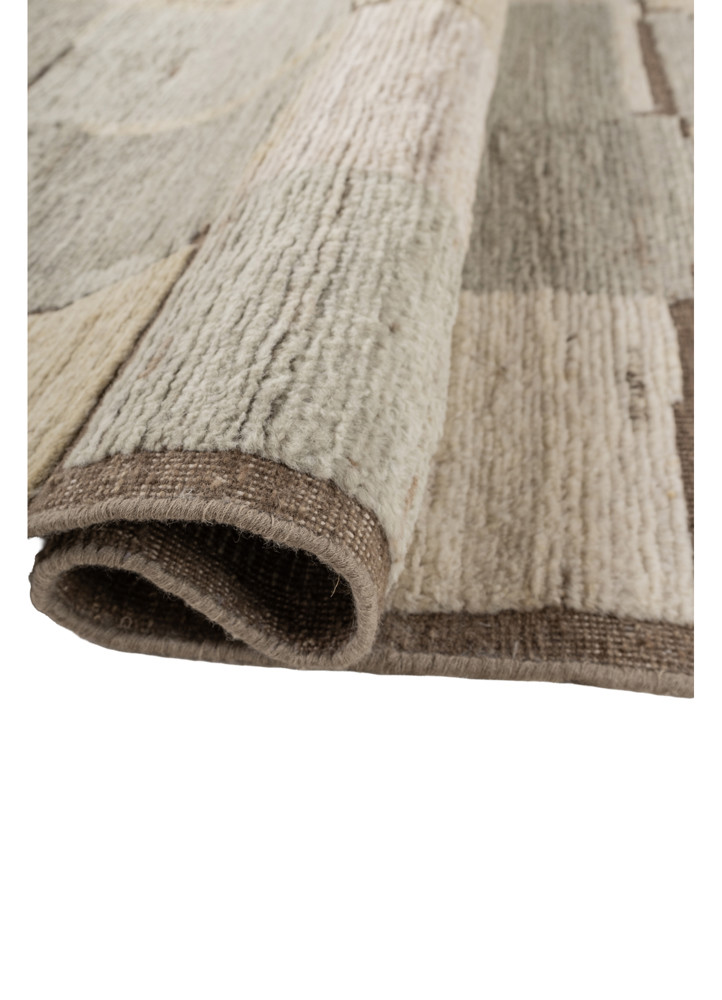 aprezo green wool hand knotted Rug - FoldShot aprezo green wool hand knotted Rug - FoldShot