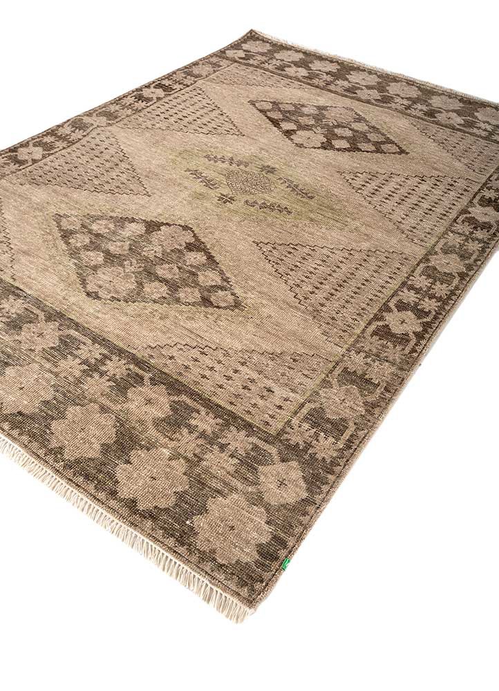 erbe green wool hand knotted Rug - FoldShot erbe green wool hand knotted Rug - FoldShot