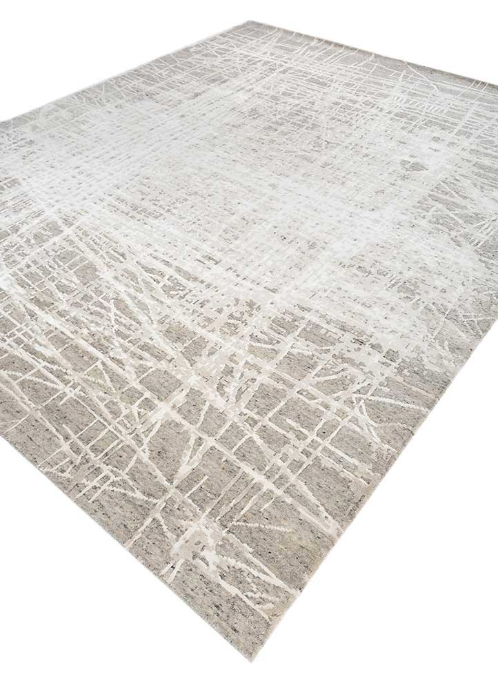 aprezo ivory wool and viscose hand knotted Rug - FoldShot aprezo ivory wool and viscose hand knotted Rug - FoldShot