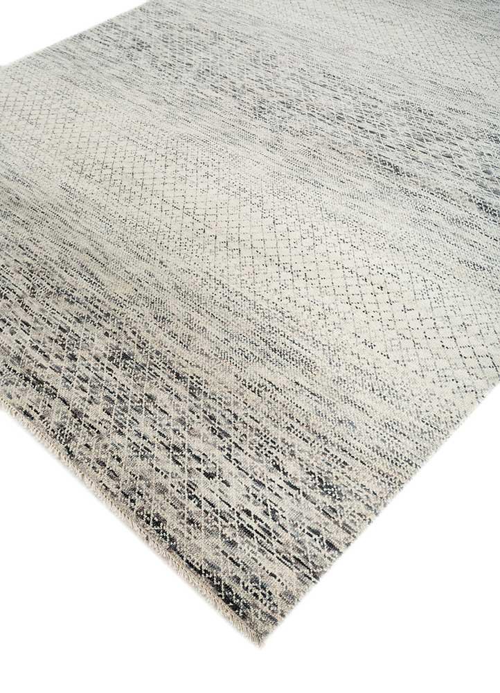 kairos ivory wool hand knotted Rug - FoldShot kairos ivory wool hand knotted Rug - FoldShot