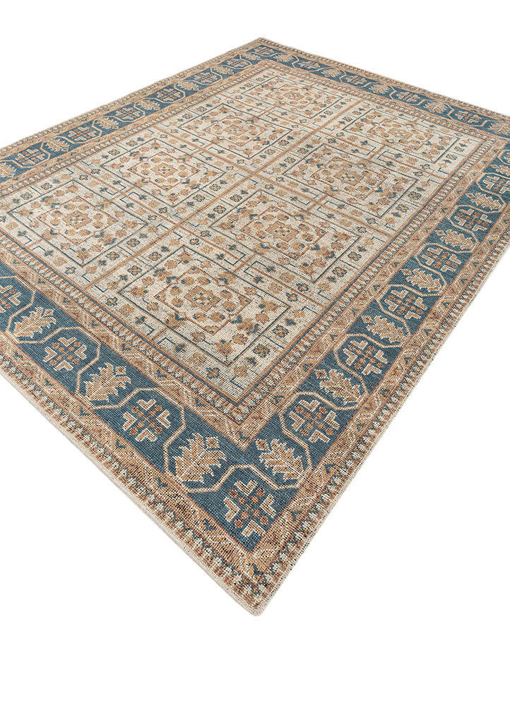 erbe ivory wool hand knotted Rug - FoldShot erbe ivory wool hand knotted Rug - FoldShot