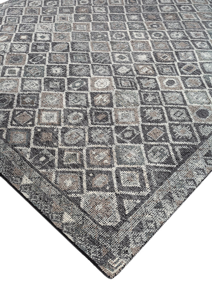 erbe green wool hand knotted Rug - FoldShot