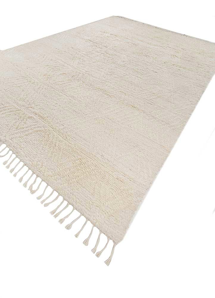 zuri ivory wool hand knotted Rug - FoldShot