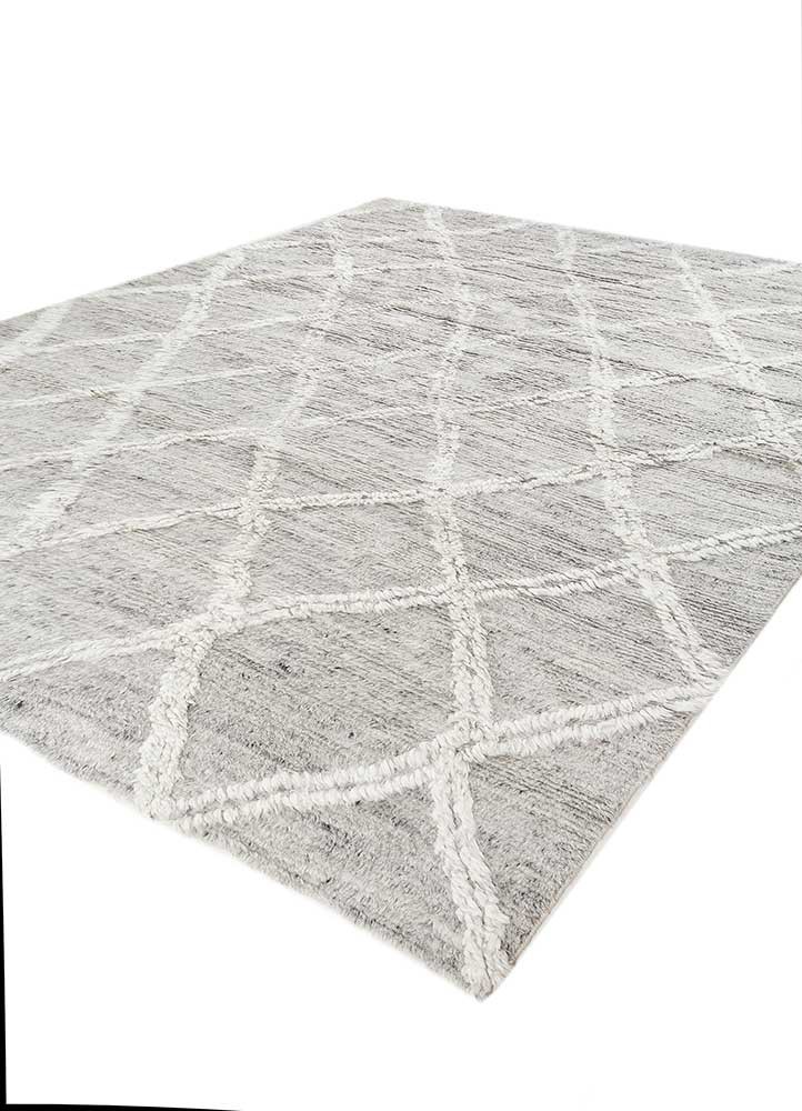 zuri grey and black wool hand knotted Rug - FoldShot