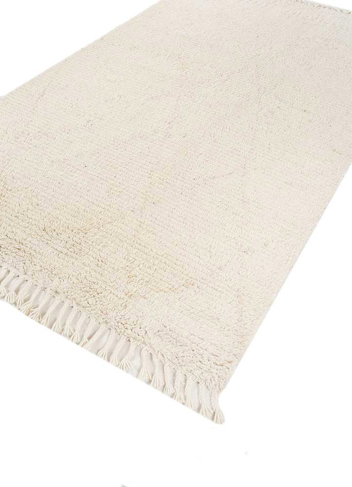 zuri ivory wool hand knotted Rug - FoldShot zuri ivory wool hand knotted Rug - FoldShot