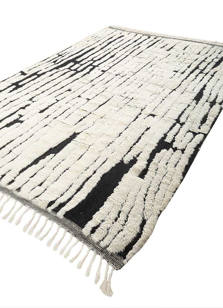 zuri ivory wool hand knotted Rug - FoldShot