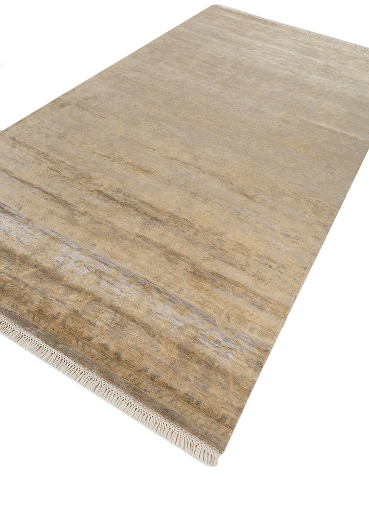 gulmarg grey and black silk hand knotted Rug - FoldShot gulmarg grey and black silk hand knotted Rug - FoldShot