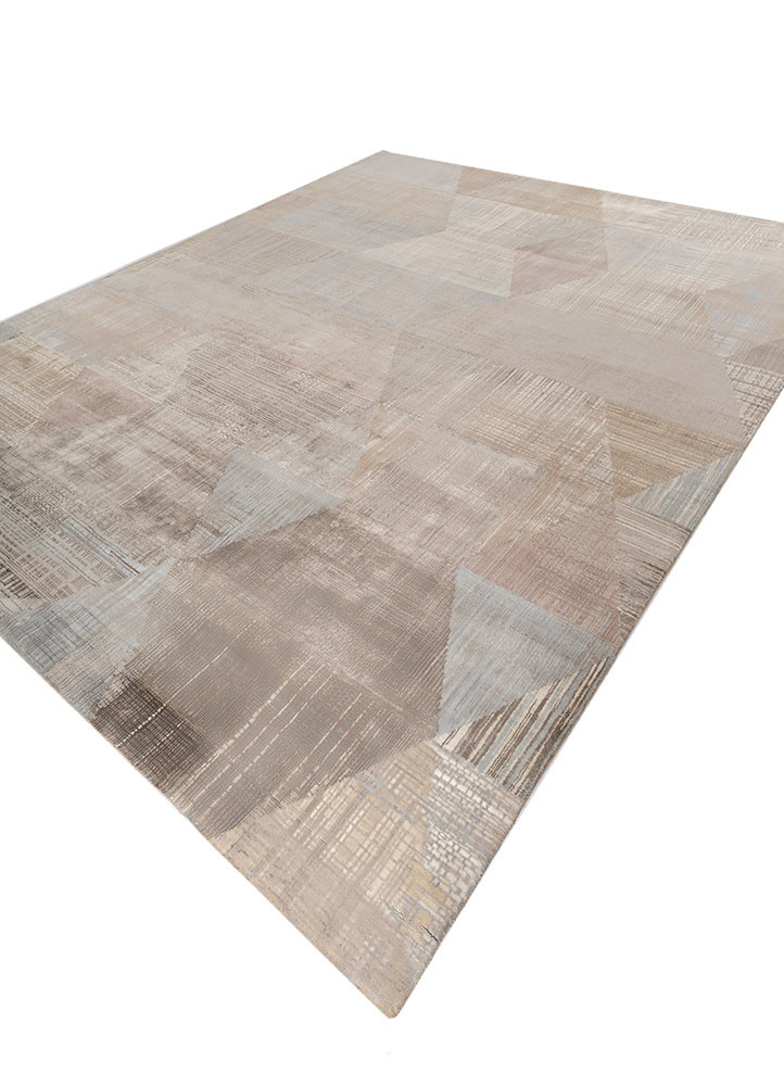 unstring by kavi ivory wool and bamboo silk hand knotted Rug - FoldShot unstring by kavi ivory wool and bamboo silk hand knotted Rug - FoldShot