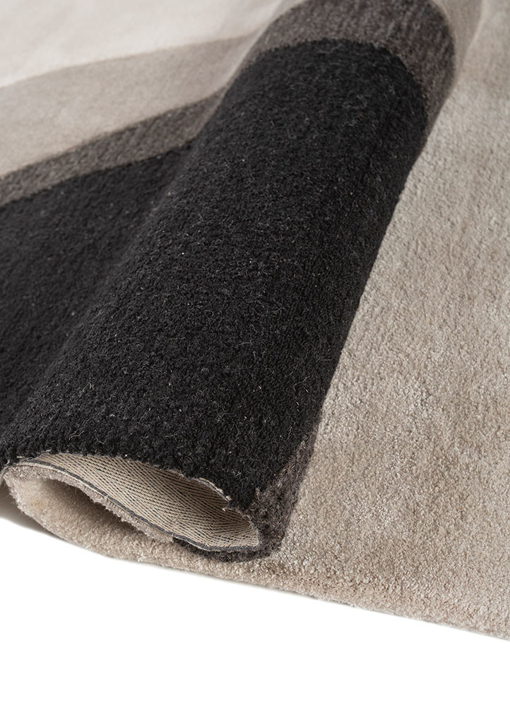 joy ivory wool and viscose hand tufted Rug - FoldShot joy ivory wool and viscose hand tufted Rug - FoldShot