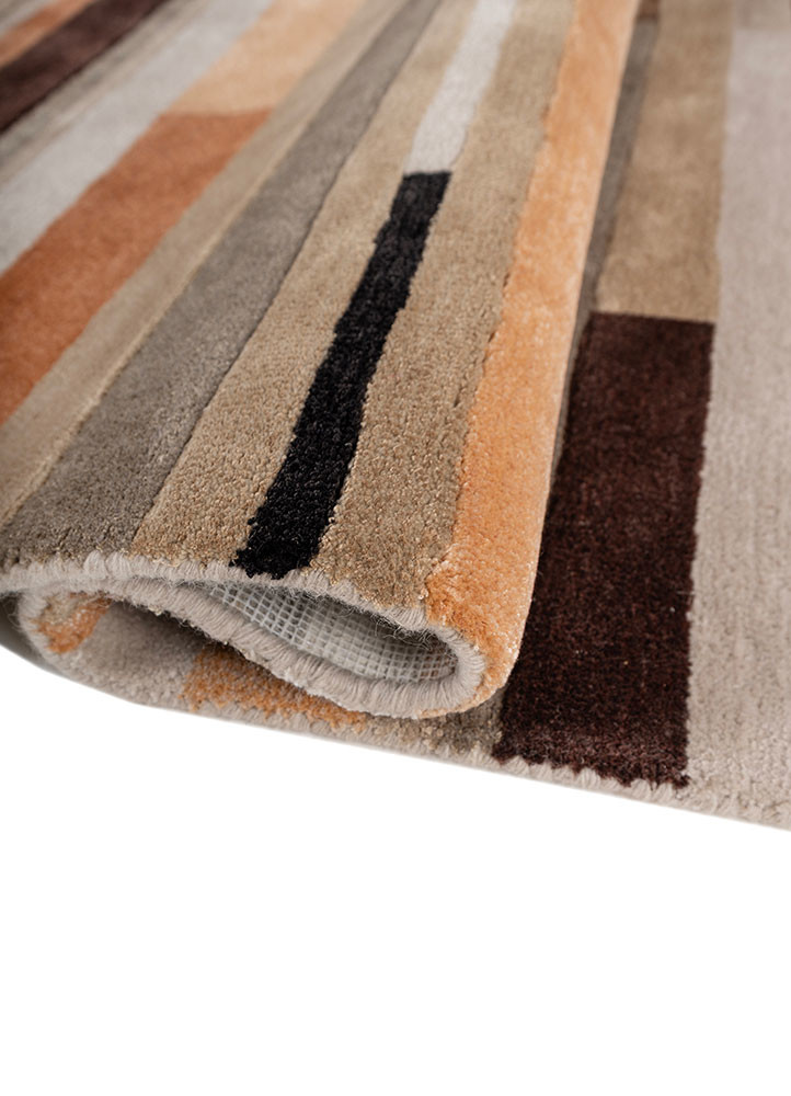 caliedo ivory wool and viscose hand tufted Rug - FoldShot caliedo ivory wool and viscose hand tufted Rug - FoldShot