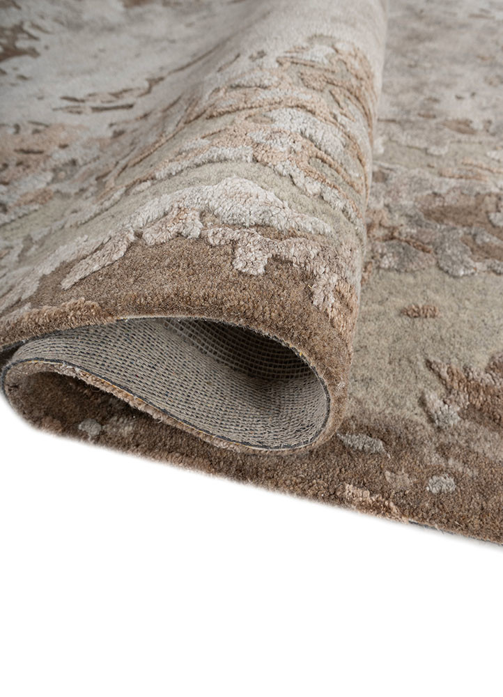 genesis grey and black wool and bamboo silk hand tufted Rug - FoldShot