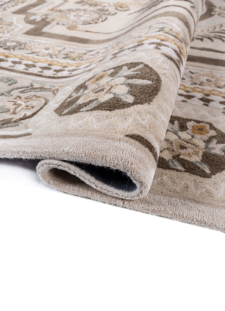 kora ivory wool and viscose hand tufted Rug - FoldShot