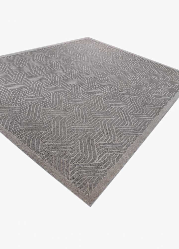 modo grey and black wool hand tufted Rug - FoldShot