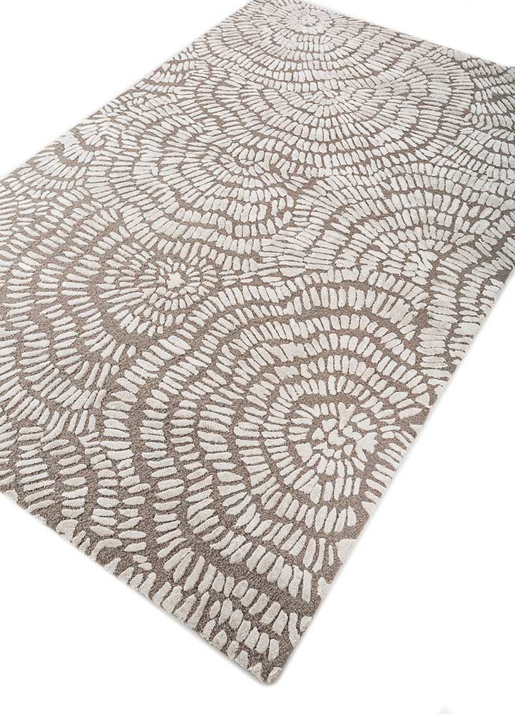 aurelia grey and black wool and viscose hand tufted Rug - FoldShot