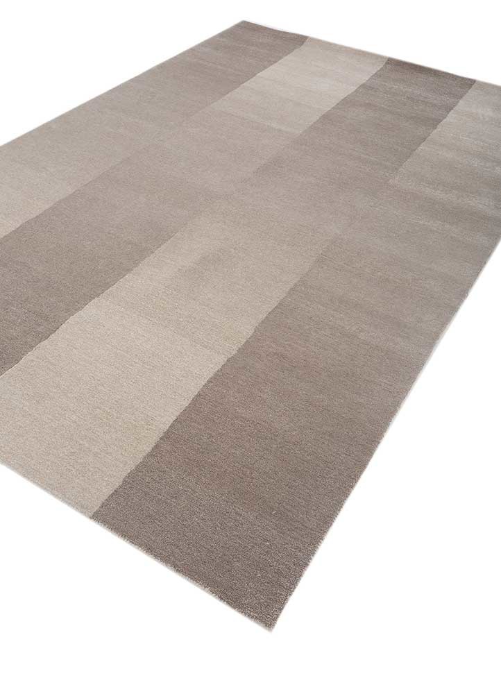 chroma gold wool and viscose hand tufted Rug - FoldShot