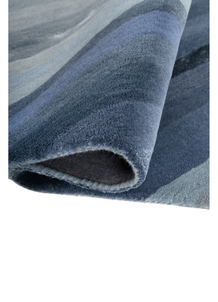 linear blue wool and viscose hand tufted Rug - FoldShot linear blue wool and viscose hand tufted Rug - FoldShot