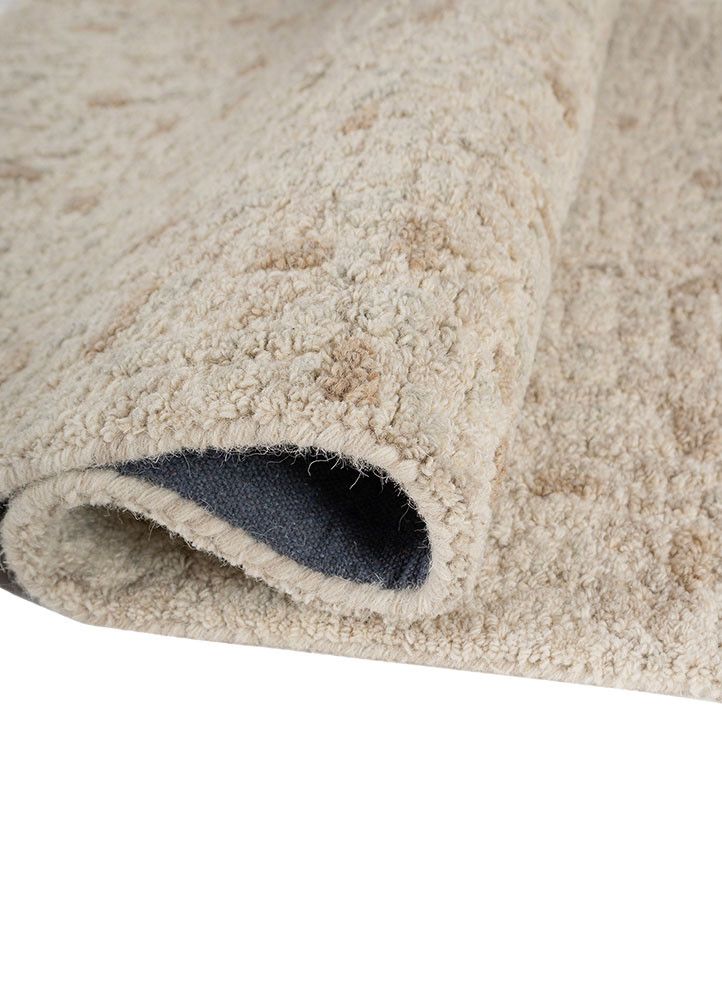 aprezo multi wool and viscose hand tufted Rug - FoldShot