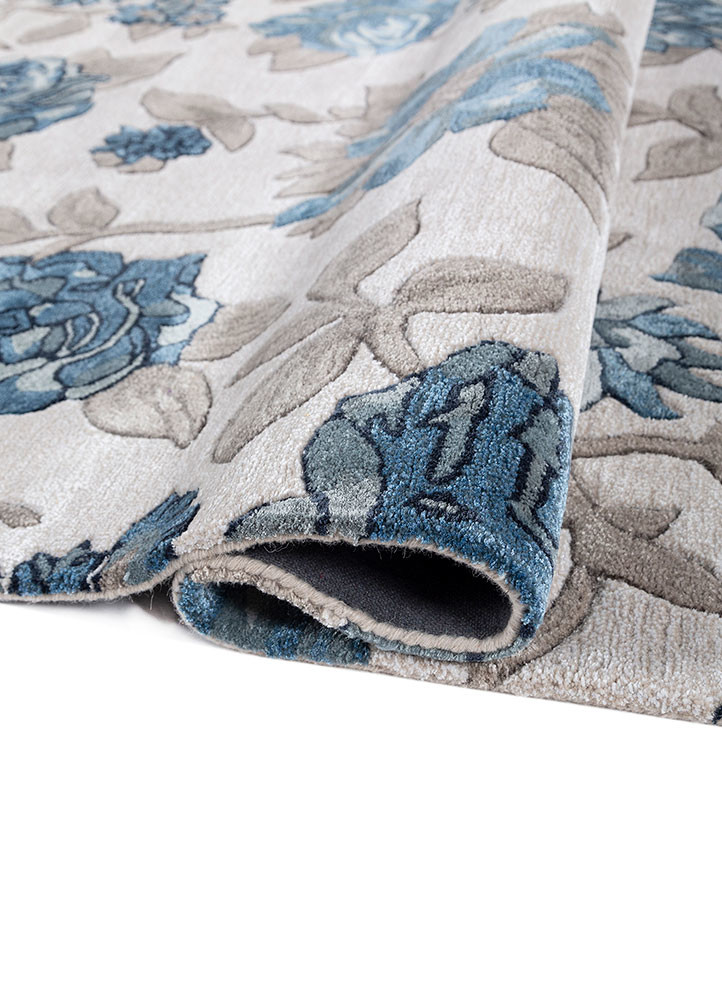 hacienda ivory wool and viscose hand tufted Rug - FoldShot