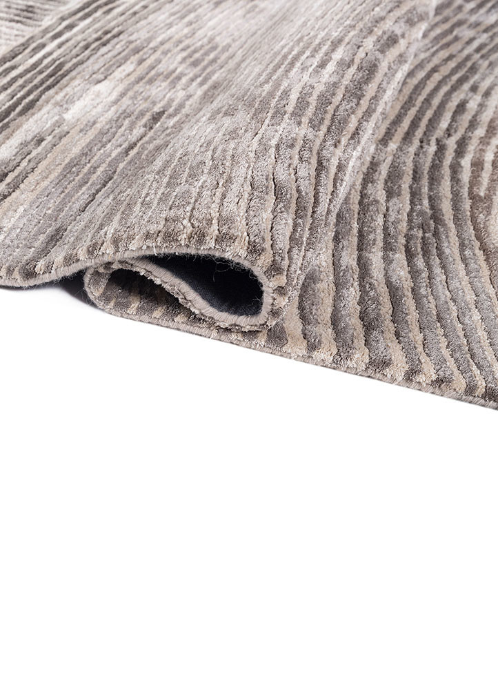 lucid ivory viscose hand tufted Rug - FoldShot