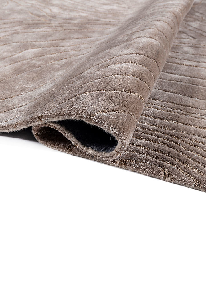 white noise ivory viscose hand tufted Rug - FoldShot white noise ivory viscose hand tufted Rug - FoldShot