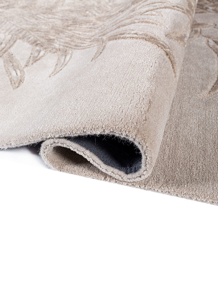 aurelia ivory wool and viscose hand tufted Rug - FoldShot aurelia ivory wool and viscose hand tufted Rug - FoldShot