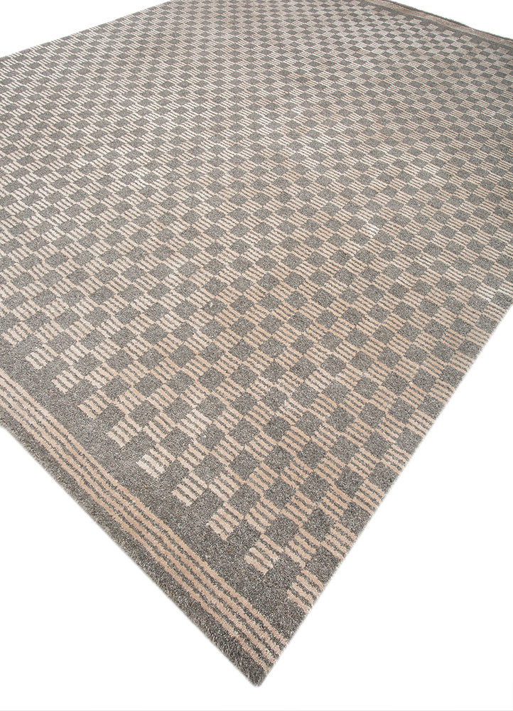 saga grey and black wool hand loom Rug - FoldShot saga grey and black wool hand loom Rug - FoldShot