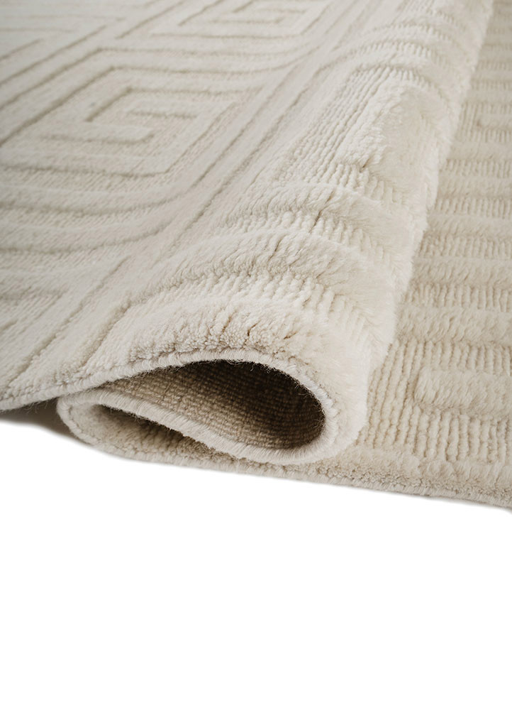 zuri ivory wool hand knotted Rug - FoldShot zuri ivory wool hand knotted Rug - FoldShot