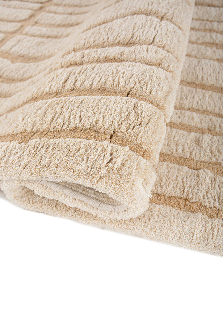 zuri ivory acrylic hand knotted Rug - FoldShot zuri ivory acrylic hand knotted Rug - FoldShot