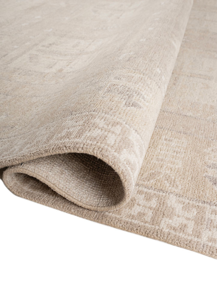 thyme ivory wool hand knotted Rug - FoldShot