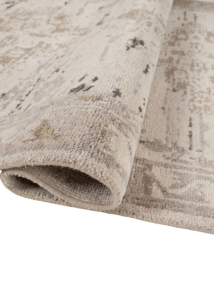 savana beige and brown wool hand knotted Rug - FoldShot savana beige and brown wool hand knotted Rug - FoldShot
