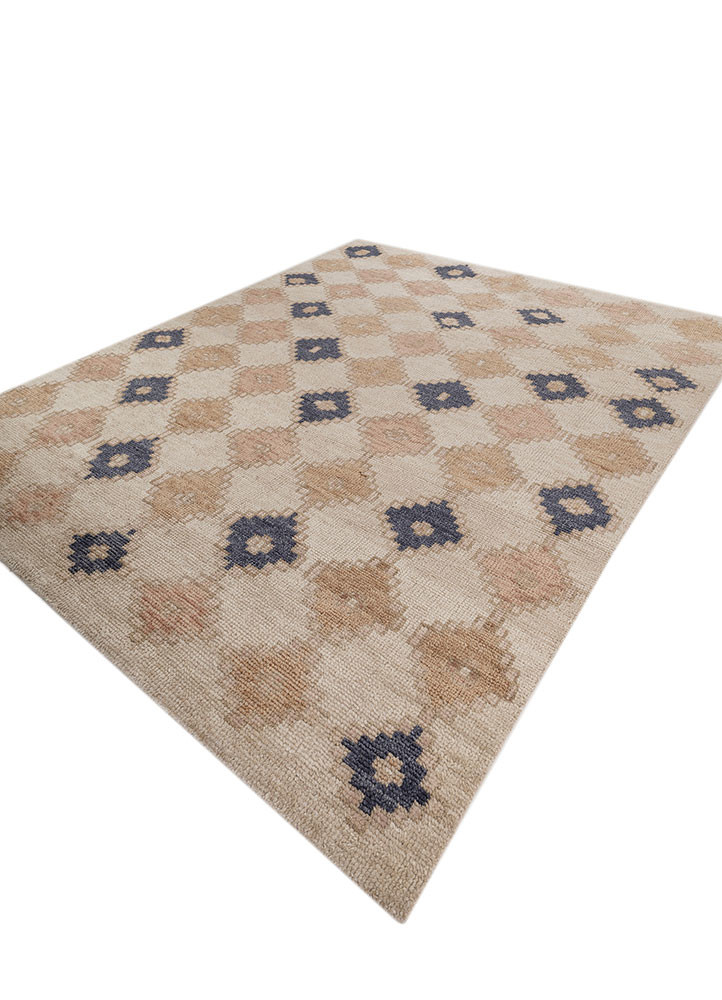 thyme ivory wool hand knotted Rug - FoldShot thyme ivory wool hand knotted Rug - FoldShot