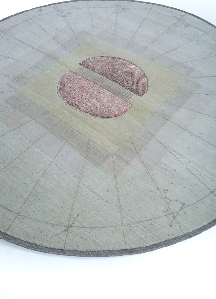 brahmaand ivory wool hand knotted Rug - FoldShot