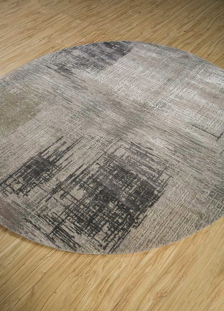 uvenuti ivory wool and bamboo silk hand knotted Rug - FoldShot uvenuti ivory wool and bamboo silk hand knotted Rug - FoldShot